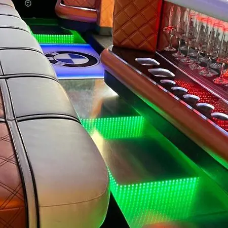 Luksustelt Rent A Limousine Durrës